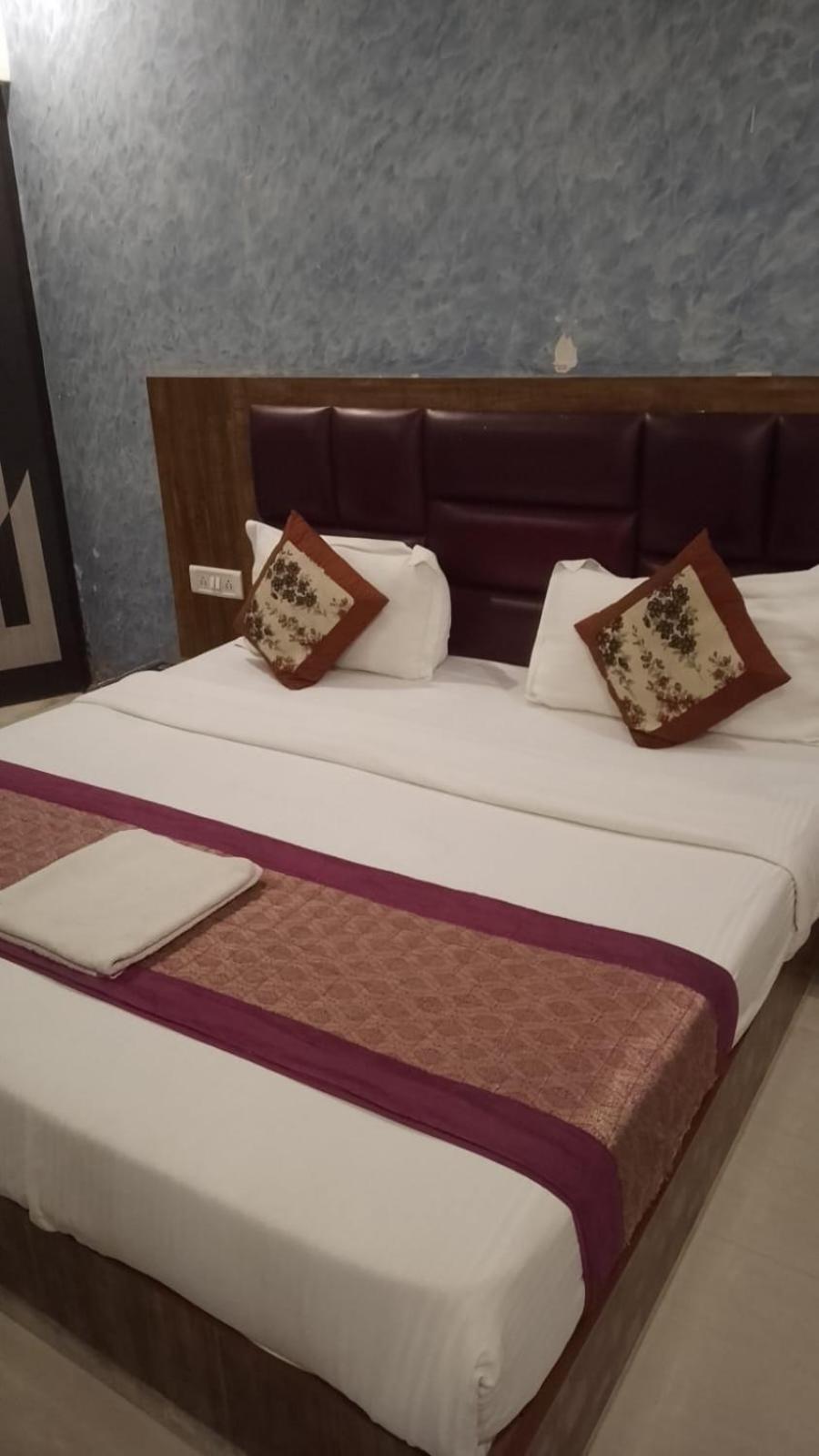 Hotel Infinity International Near Igi Airport New Delhi Bagian luar foto