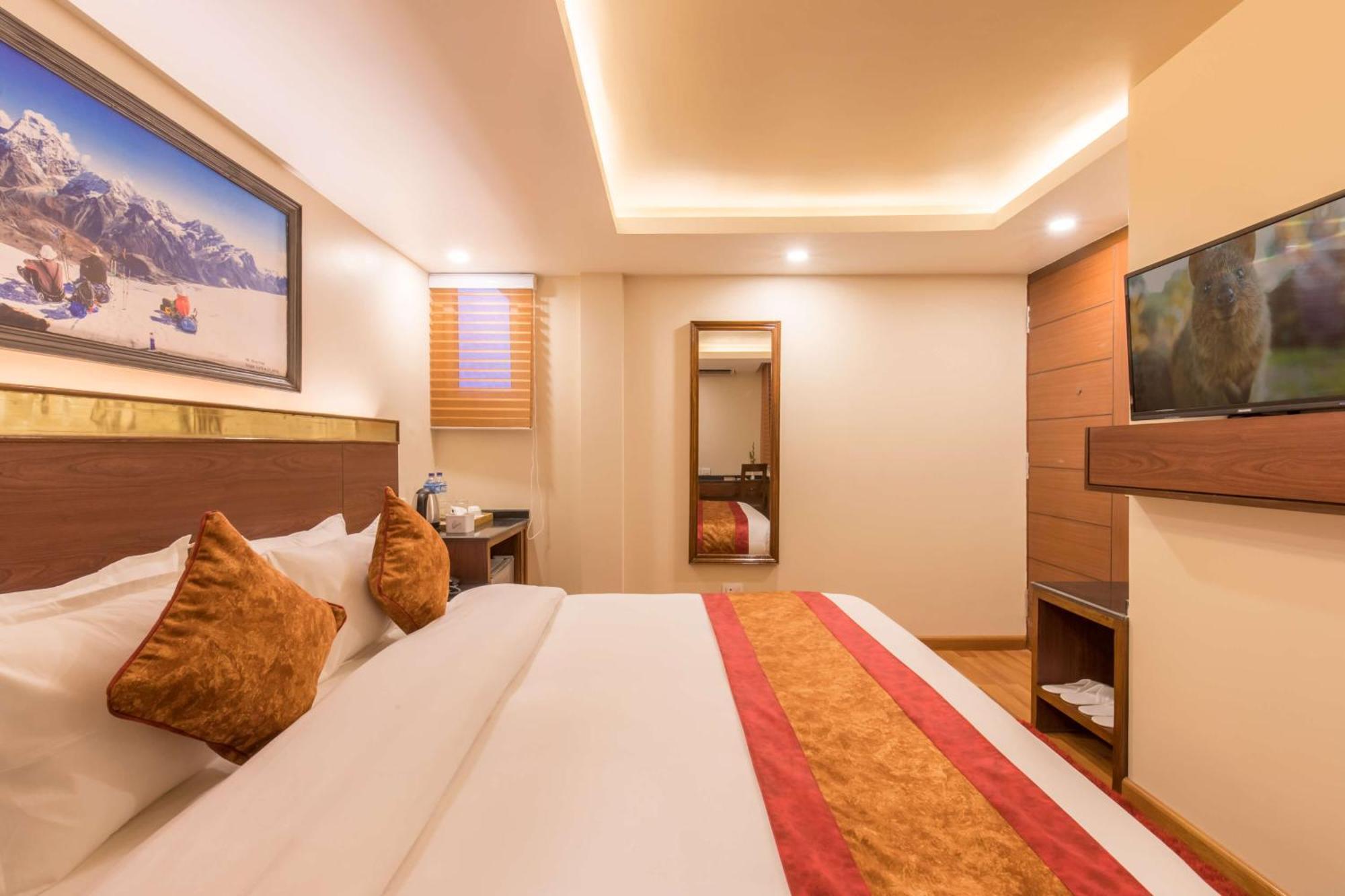 Hotel Infinity International Near Igi Airport New Delhi Bagian luar foto